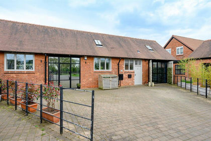 Barn Conversion for sale in Dunnington