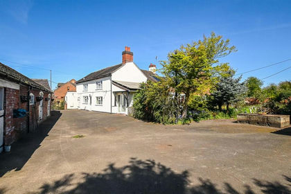 2.9 acres of Cottage for sale in Anslow
