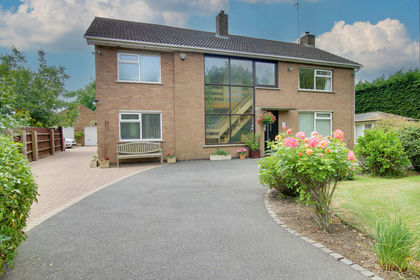 1.3 acres of House with Land for sale in March