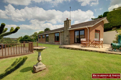 1.7 acres of House with Land for sale in Danby