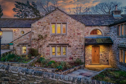 1 acre of House with Land for sale in Stirton with Thorlby