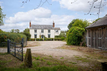 10 acres of Smallholding for sale in Bosbury