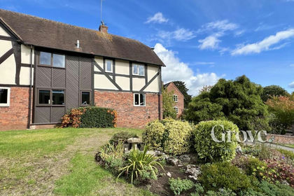 Land for sale in Churchill and Blakedown