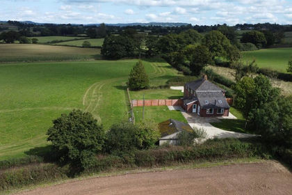 1 acre of House with Land for sale in Clyst Hydon