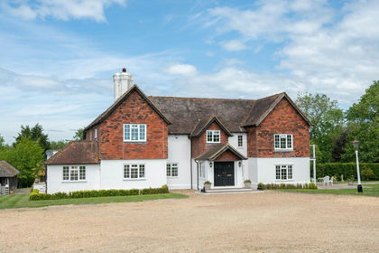30 acres of Country Estate for sale in Shipley