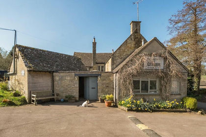 Pub for sale in Sevenhampton
