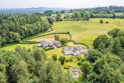 2.5 acres of House with Land for sale in Oswestry Rural