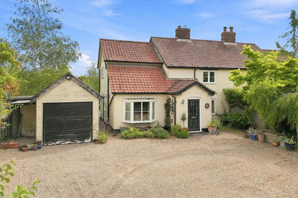 1 acre of Cottage for sale in Great Ashfield