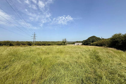 1.3 acres of Pasture for sale in Roche