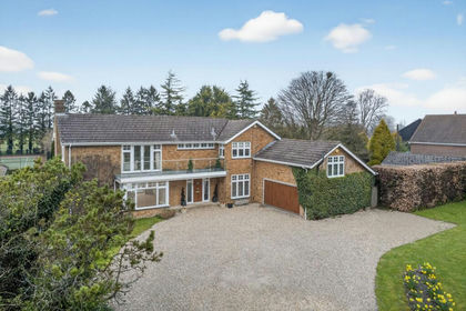 1.3 acres of Land for sale in Aston Rowant