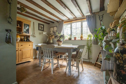 4 acres of Cottage for sale in Briston