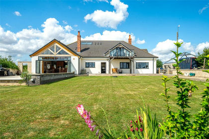 6 acres of Development Land for sale in North Witham