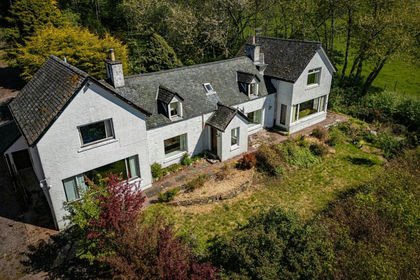 1 acre of House with Land for sale in Inverness, Skye and West Ross-shire
