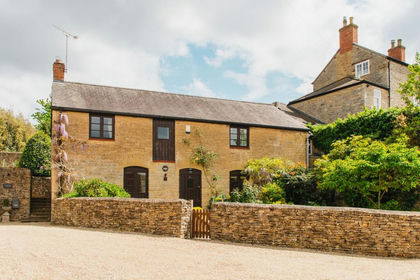 Barn Conversion for sale in Aynho