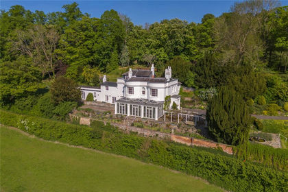 7 acres of Historic House for sale in Remenham