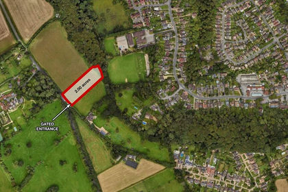 2 acres of Agricultural Land for sale in Great Marlow