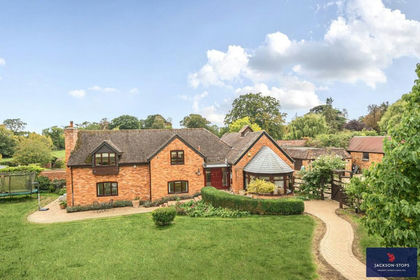 3 acres of House with Land for sale in North Crawley