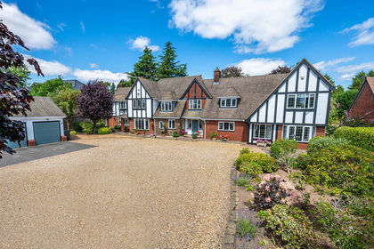 1.1 acres of House with Land for sale in Wombourne