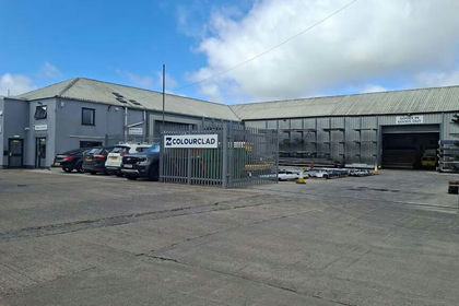 Warehouse for sale in East Brent