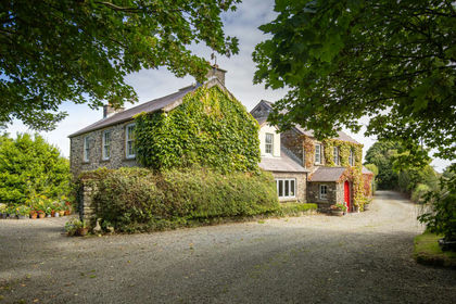 15 acres of Country Home for sale in St. David's and the Cathedral Close