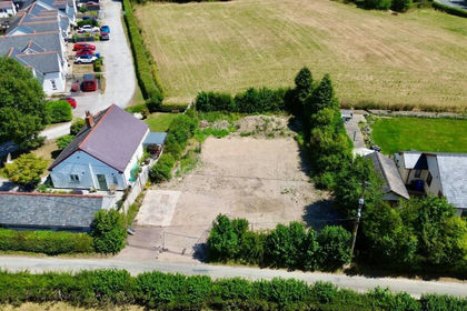 Building Plot for sale in Llanferres