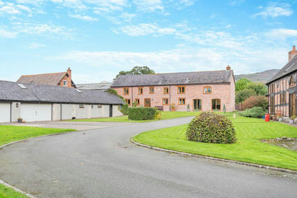 Barn Conversion for sale in Llangynhafal