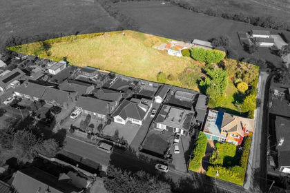 1 acre of House with Land for sale in Skegness