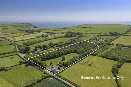 6 acres of Farmhouse for sale in Manorbier