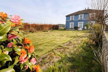 2.5 acres of Farmhouse for sale in Llanilar