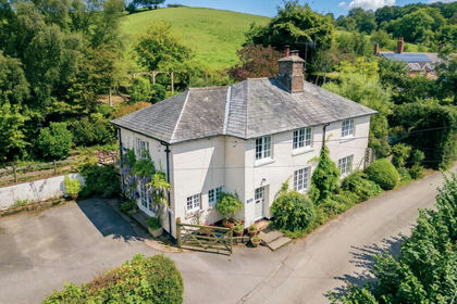 1.2 acres of House with Land for sale in Crediton Hamlets