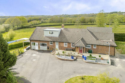 3 acres of House with Land for sale in Warbleton