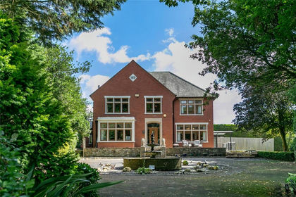 1.5 acres of House with Land for sale in Hambleton