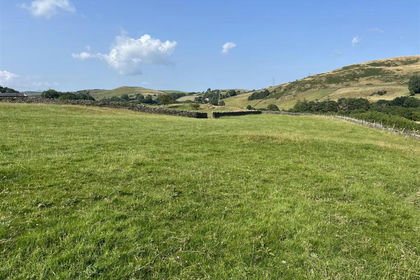 10.4 acres of Farm for sale in Mansriggs