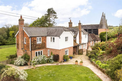 8.5 acres of Farmhouse for sale in Ticehurst