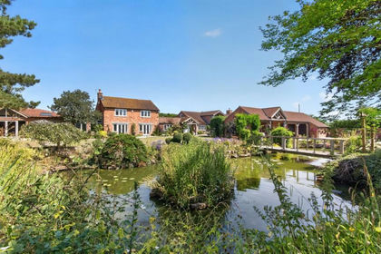 8 acres of Country Estate for sale in Cropwell Butler