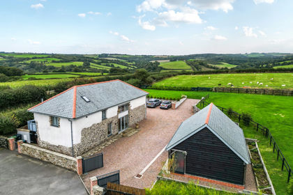 Barn Conversion for sale in Umberleigh