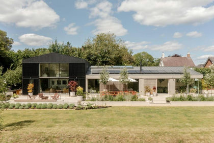 2.5 acres of House with Land for sale in Mayfield and Five Ashes