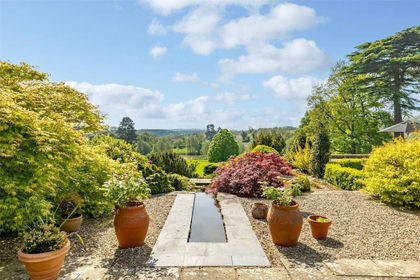 Barn Conversion for sale in Evesbatch