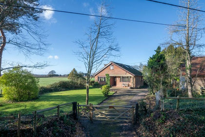 11.1 acres of Agricultural Land for sale in Durley