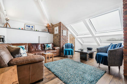 Barn Conversion for sale in Woodleigh