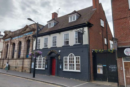 Pub for sale in Newport Pagnell