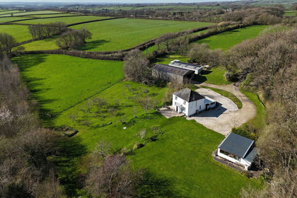 13 acres of House with Land for sale in Broadwoodkelly