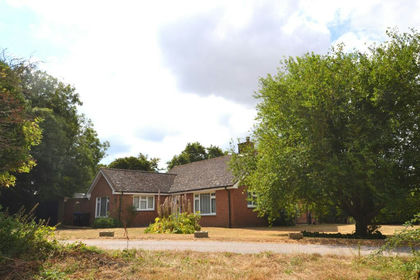 2.5 acres of House with Land for sale in Ringwould with Kingsdown
