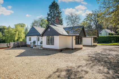 1.8 acres of House with Land for sale in Burley
