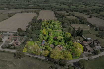 3.1 acres of House with Land for sale in Lapworth