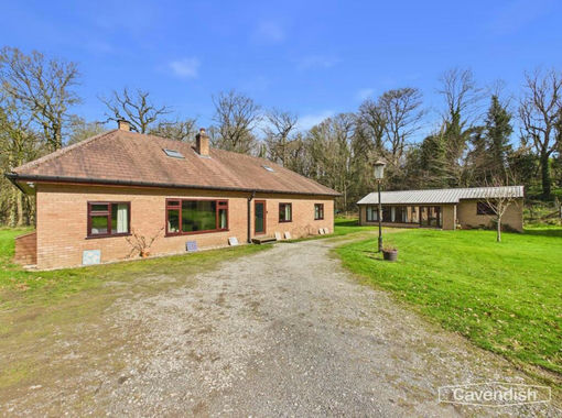 5.2 acres of House with Land for sale in Cilcain