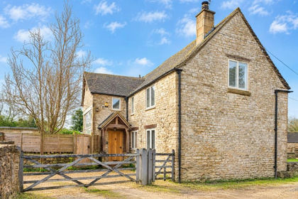 Barn Conversion for sale in Minchinhampton