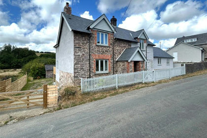 8.3 acres of House with Land for sale in Brayford