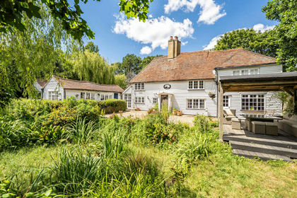 6.4 acres of House with Land for sale in Whatlington