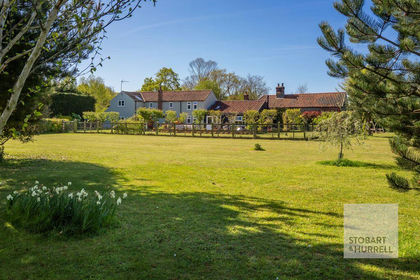 1.5 acres of House with Land for sale in Hickling